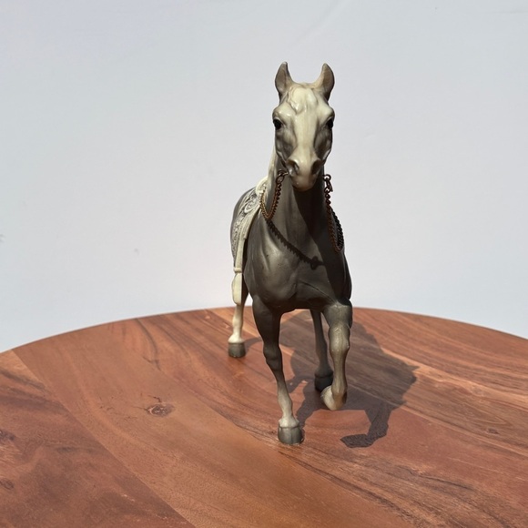 RARE Breyer "Cheyenne" Western Prancing Horse with saddle - Picture 8 of 16